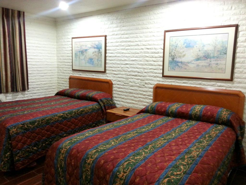 King'S Inn Motel Париж Екстер'єр фото