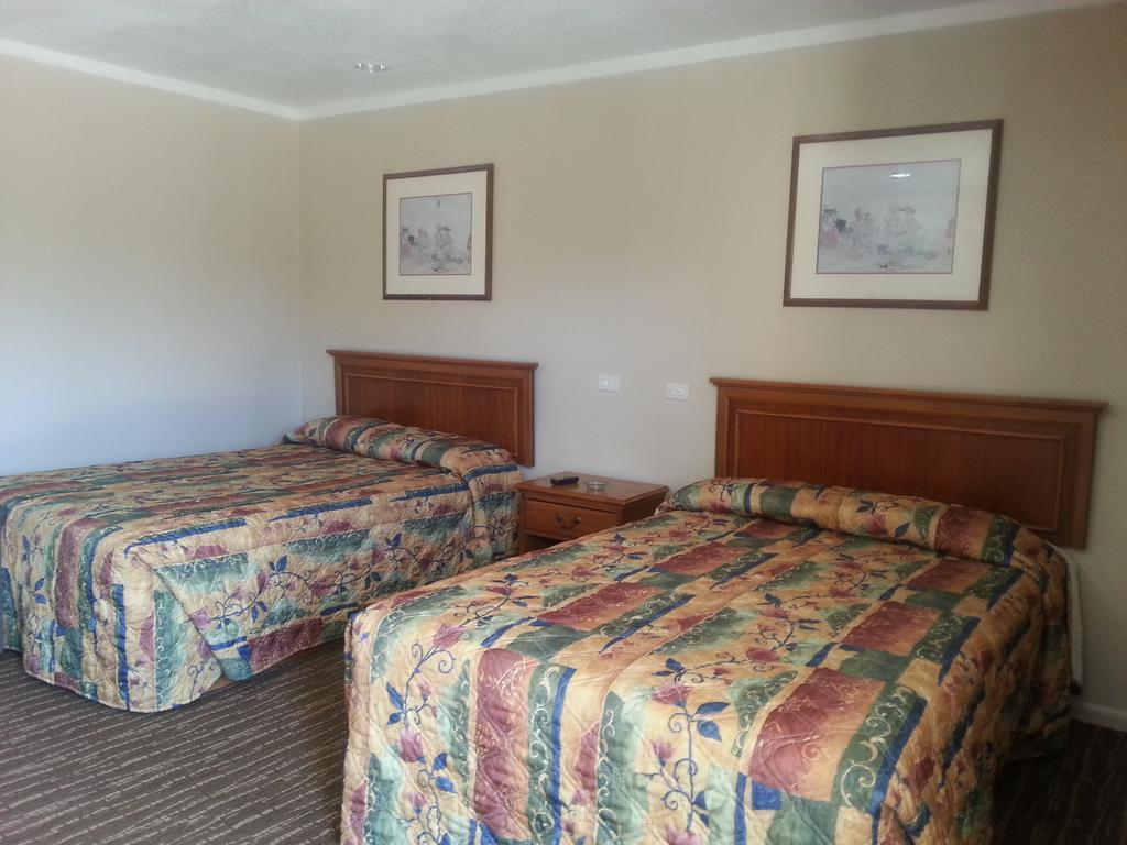 King'S Inn Motel Париж Екстер'єр фото