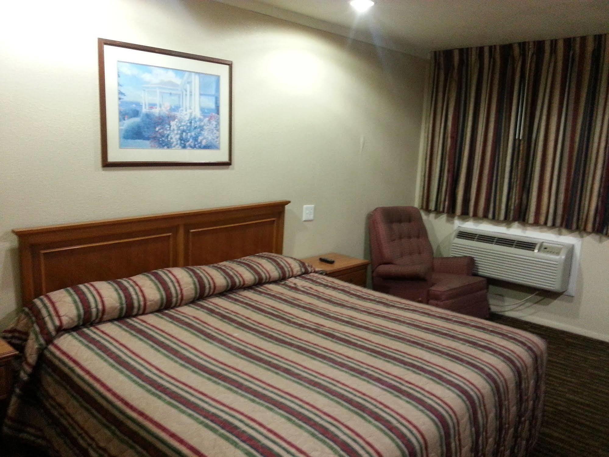 King'S Inn Motel Париж Екстер'єр фото