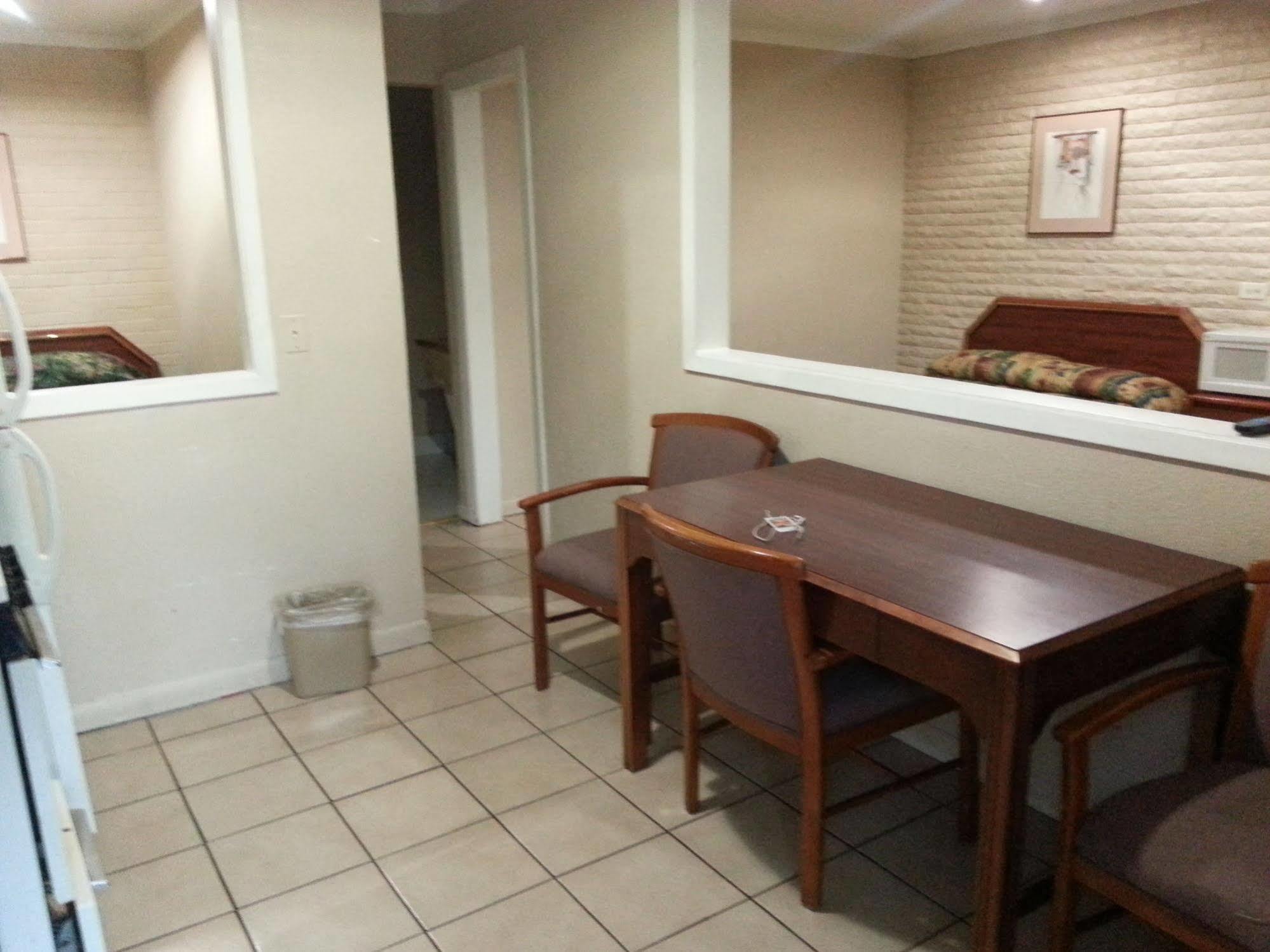 King'S Inn Motel Париж Екстер'єр фото