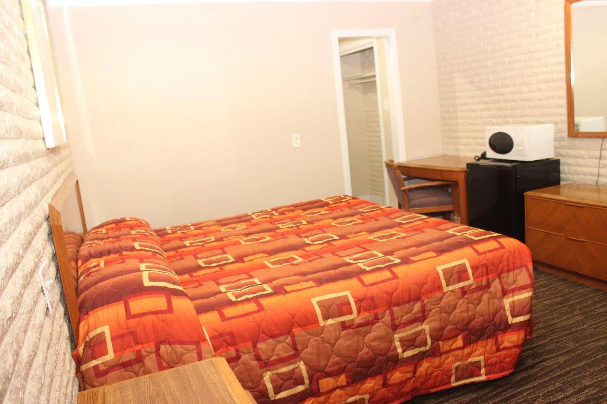King'S Inn Motel Париж Екстер'єр фото